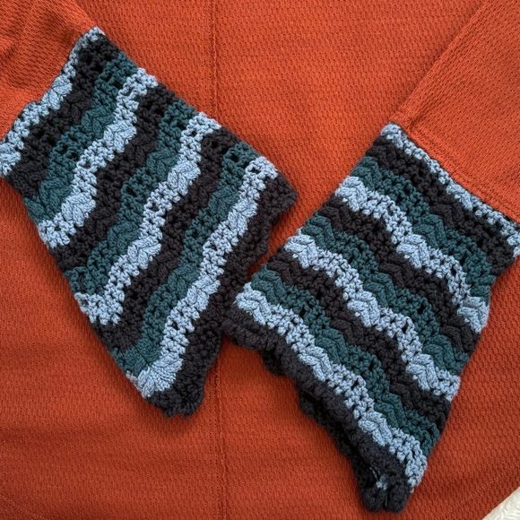 Anthropologie PILCRO Crochet Cuffed Waffle Thermal Long Sleeve Top Orange Small - Picture 6 of 9